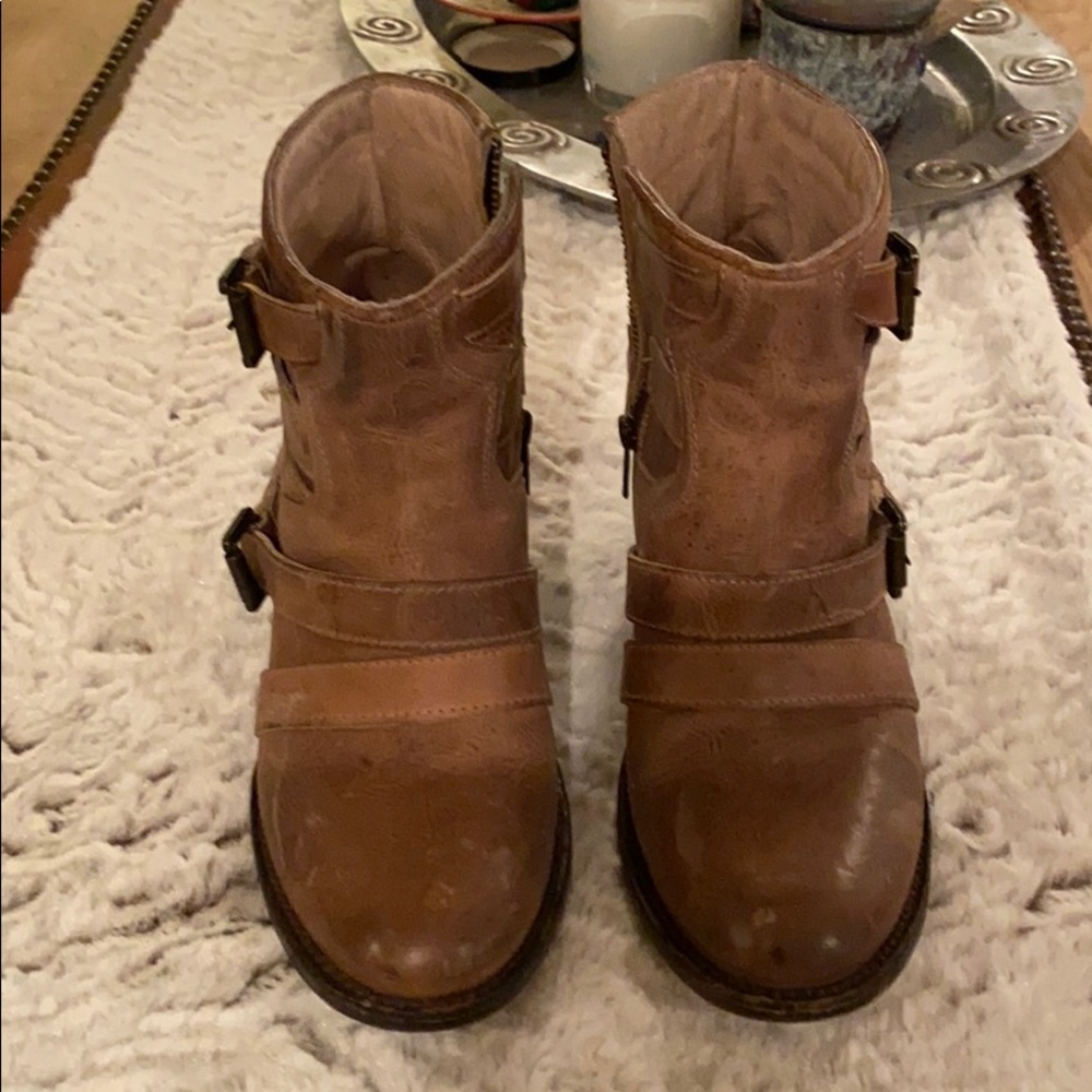Freebird bootie